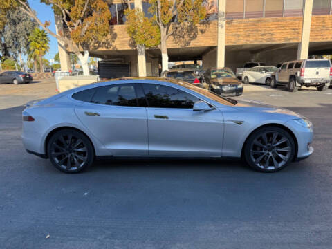 2013 Tesla Model S Performance