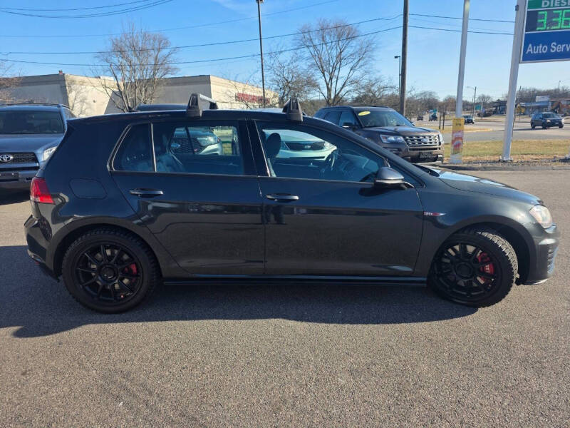 2017 Volkswagen Golf GTI SE