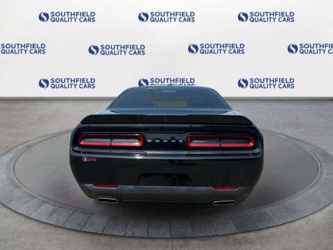 2020 Dodge Challenger SXT