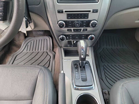 2012 Ford Fusion SE