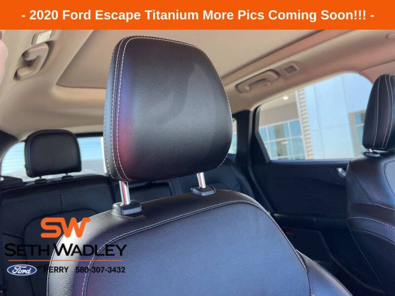 2020 Ford Escape Hybrid Titanium
