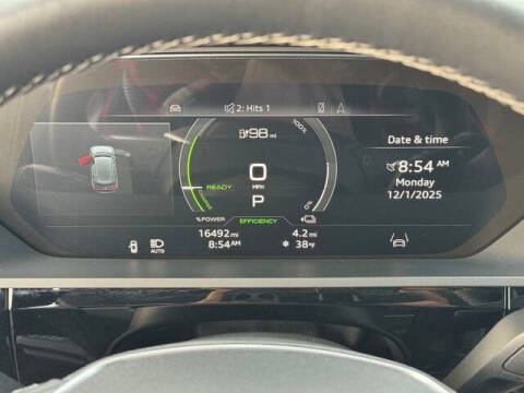 2024 Audi Q8 e-tron quattro Premium Plus