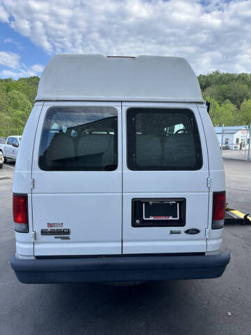 2014 Ford E-Series E-250
