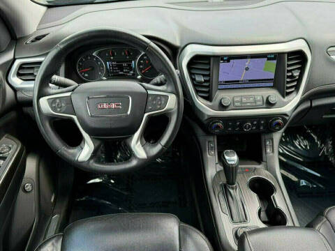 2017 GMC Acadia SLT-1