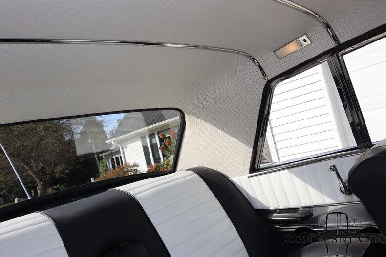 1962 Studebaker GT Hawk