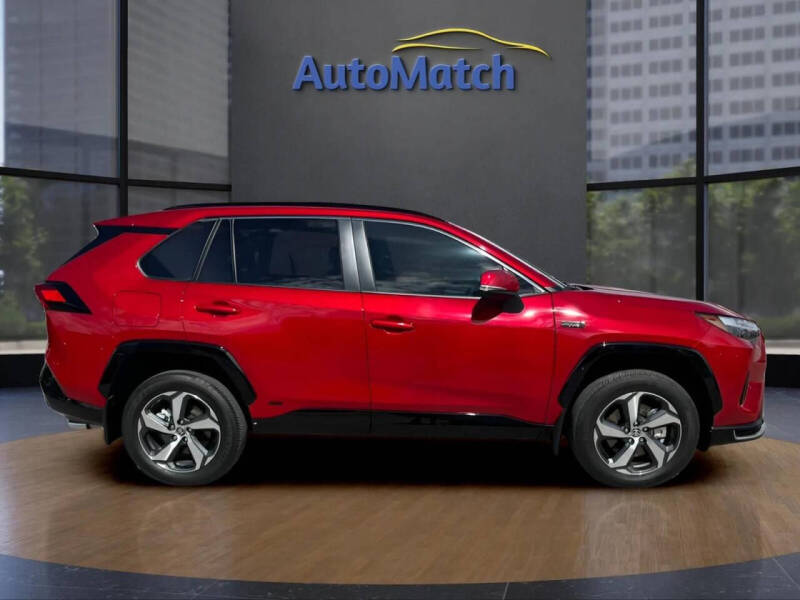 2024 Toyota RAV4 Prime SE