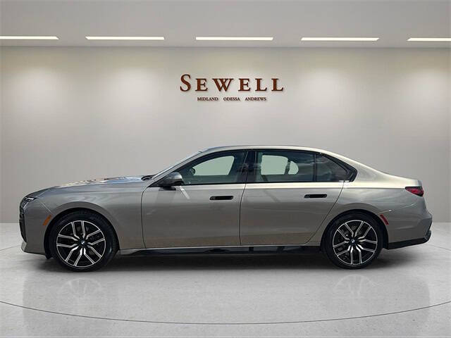 2025 BMW 7 Series 760i xDrive