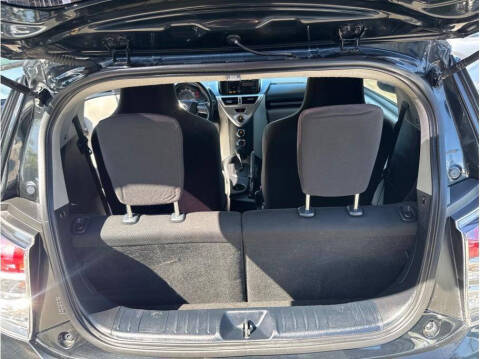 2013 Scion iQ
