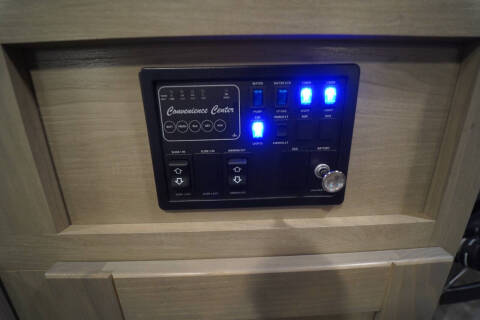 2021 Cruiser RV shadow  Cruiser