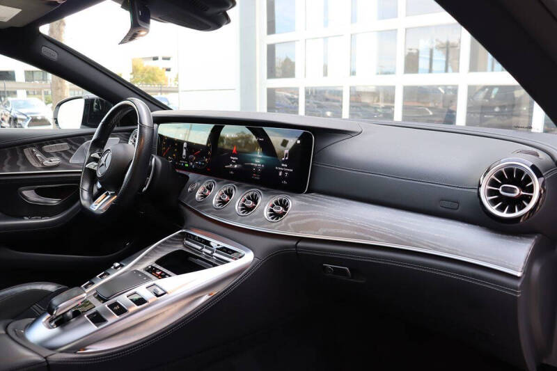 2022 Mercedes-Benz AMG GT 43