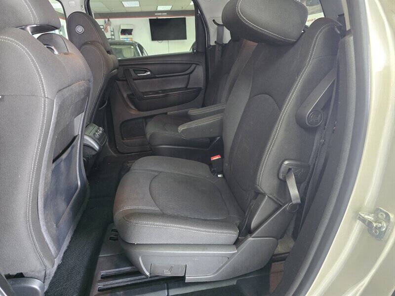 2016 GMC Acadia SLE-2