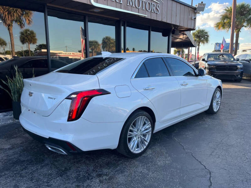 2023 Cadillac CT4 Premium Luxury