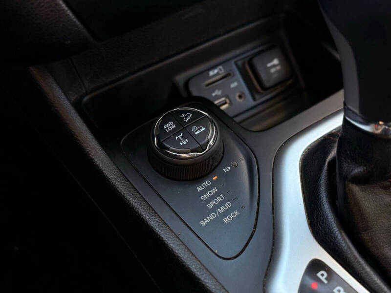 2018 Jeep Cherokee Trailhawk