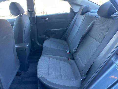 2020 Hyundai Accent SE