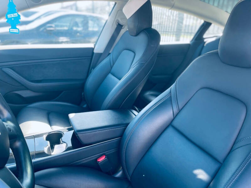 2019 Tesla Model 3 Long Range