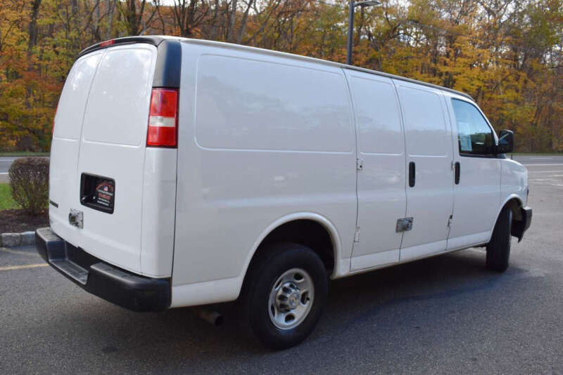 2020 Chevrolet Express 2500