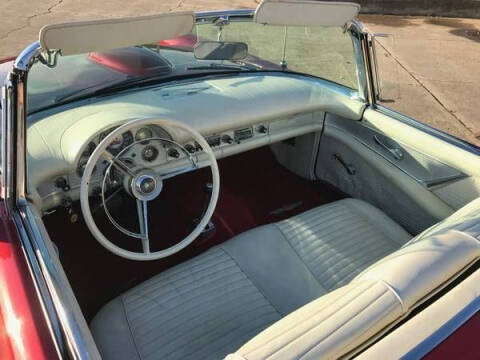 1957 Ford Thunderbird