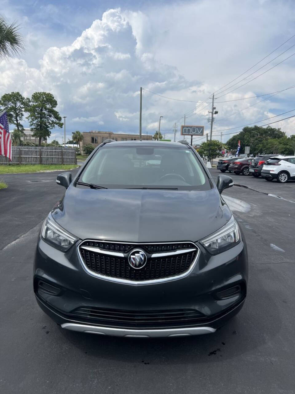 Dk. Gray 2018 Buick Encore Preferred Preferred 4dr Crossover 2