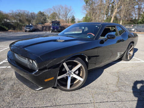 2013 Dodge Challenger SXT Plus