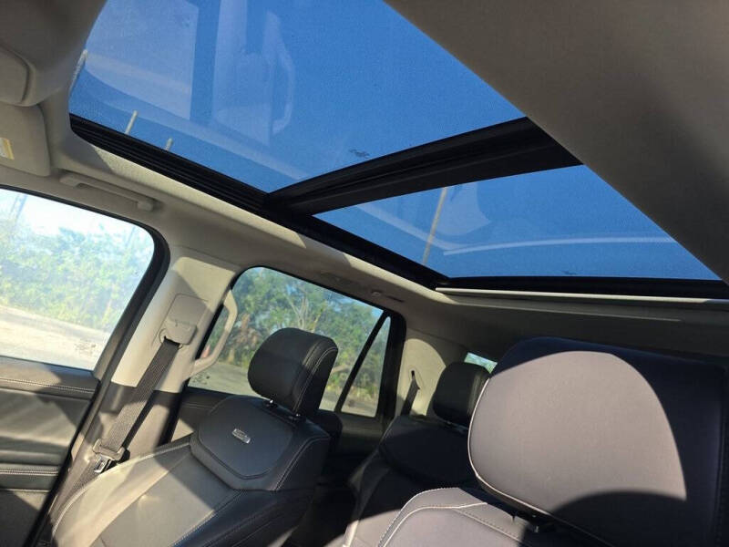 2025 Ford Expedition MAX Platinum