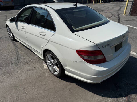 2011 Mercedes-Benz C-Class C 300 Luxury 4MATIC