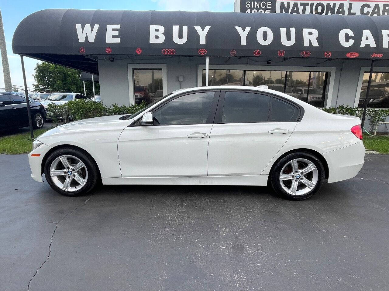 2013 BMW 328i Sedan - $10,900