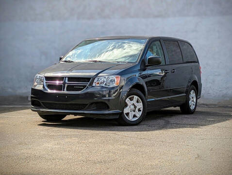 2011 Dodge Grand Caravan for sale at Divine Motors in Las Vegas NV