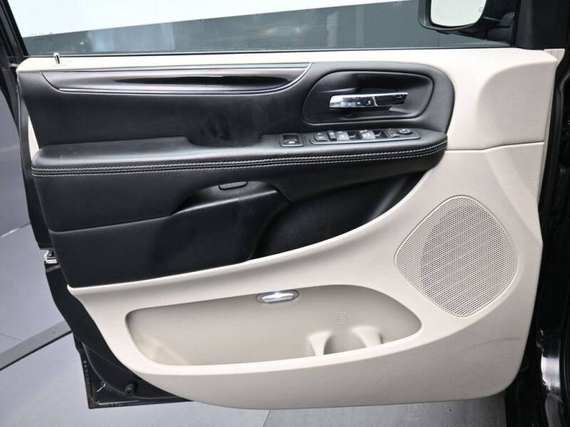 2016 Dodge Grand Caravan SE Plus