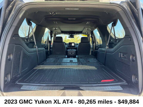 2023 GMC Yukon XL AT4