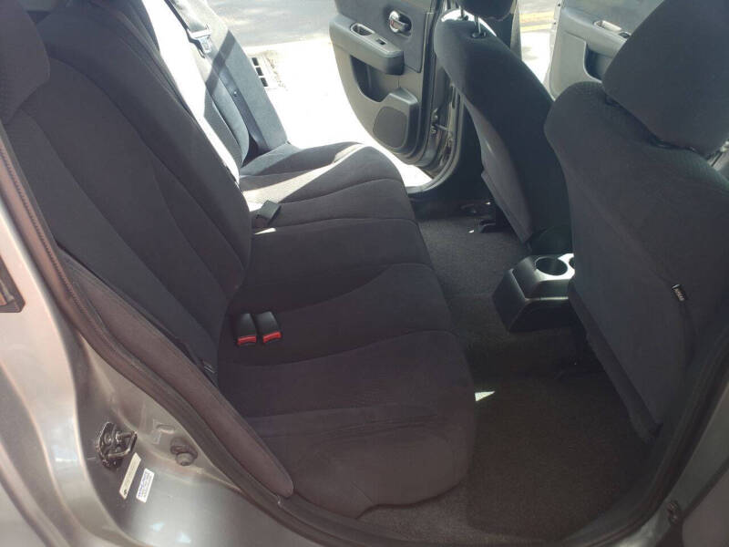 2012 Nissan Versa 1.8 S