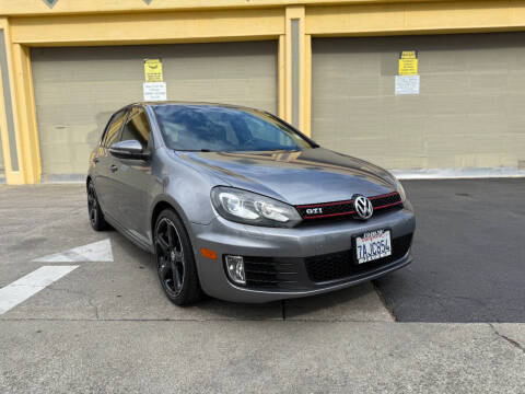 2010 Volkswagen GTI Base PZEV