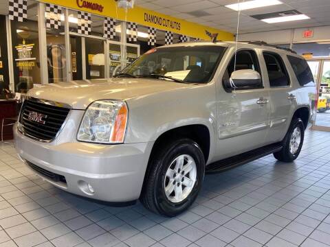 2008 GMC Yukon for sale at Diamond Cut Autos in Fort Myers FL