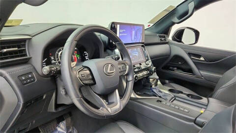 2024 Lexus LX 600 Luxury