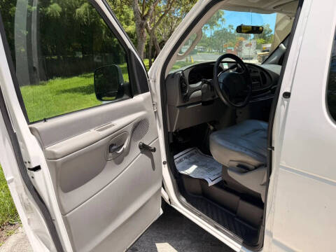 2006 Ford E-Series E-250