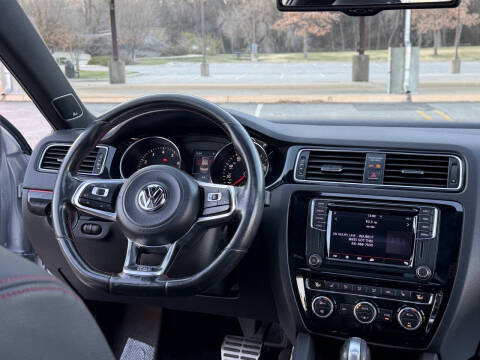 2016 Volkswagen Jetta 2.0T GLI SEL