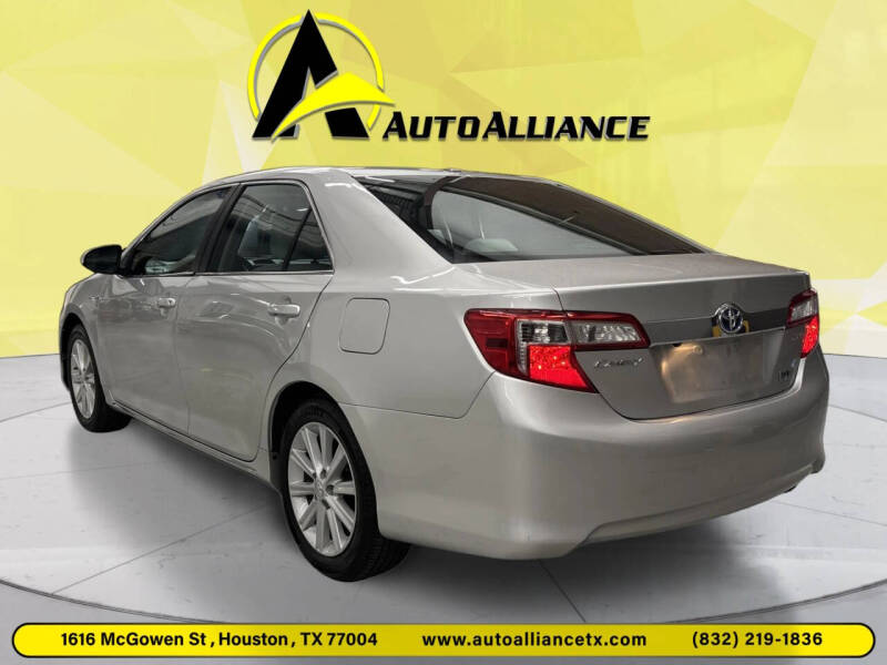 2014 Toyota Camry Hybrid