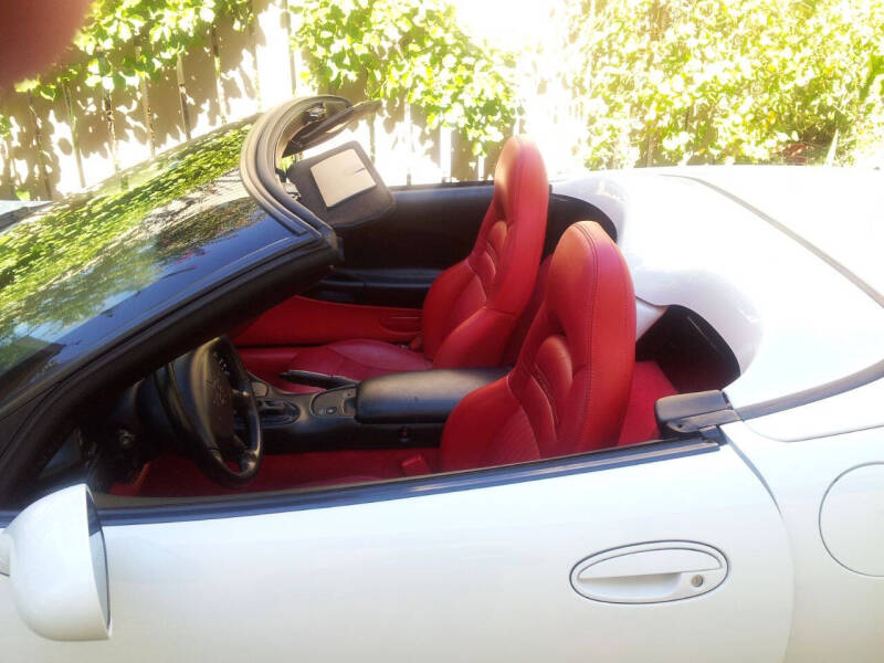 2004 Chevrolet Corvette