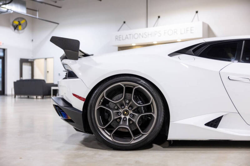 2016 Lamborghini Huracan LP 610-4