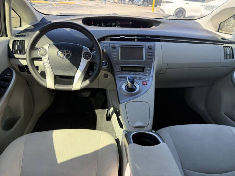 2012 Toyota Prius Two