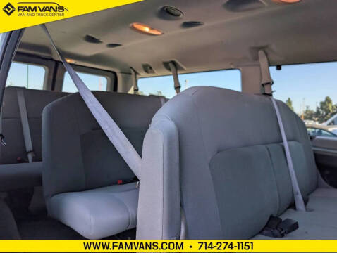 2013 Ford E-Series E-350 SD XLT
