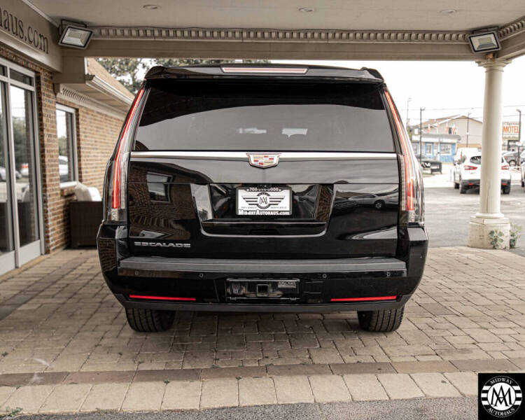 2018 Cadillac Escalade ESV Luxury