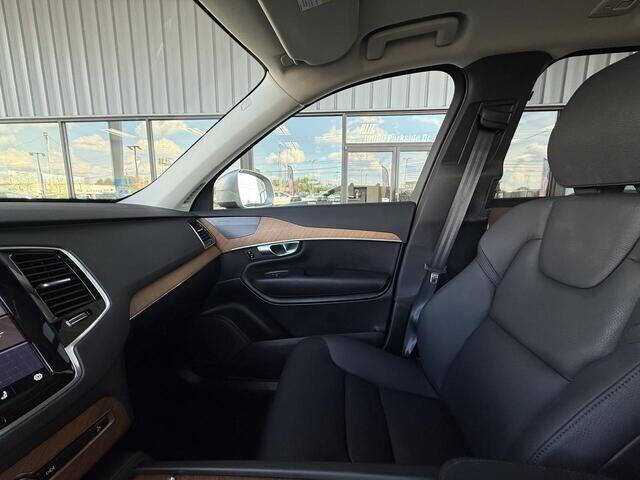 2024 Volvo XC90 B6 Plus Bright Theme 7P