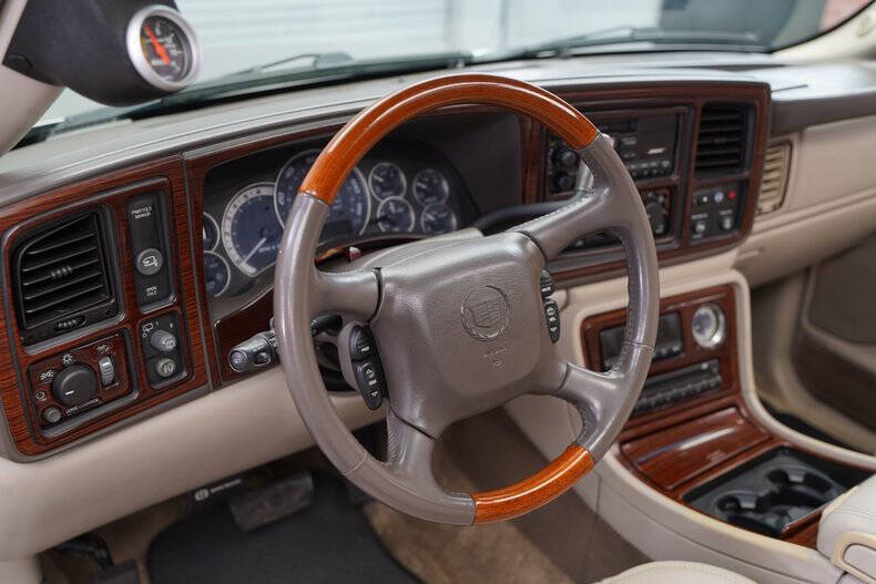 2002 Cadillac Escalade