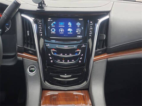 2017 Cadillac Escalade Premium Luxury
