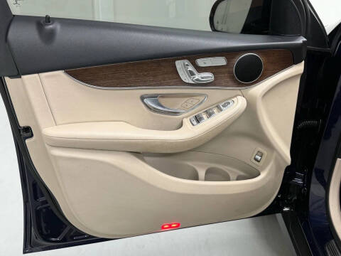 2020 Mercedes-Benz GLC GLC 300