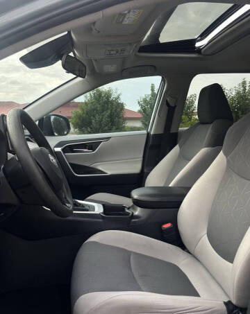 2019 Toyota RAV4 XLE