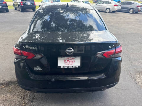 2020 Nissan Versa SV