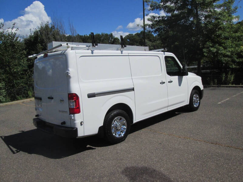 2020 Nissan NV 2500 HD SV