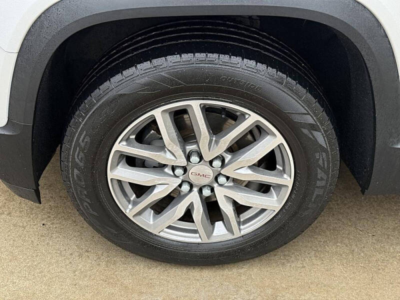 2017 GMC Acadia SLE-2