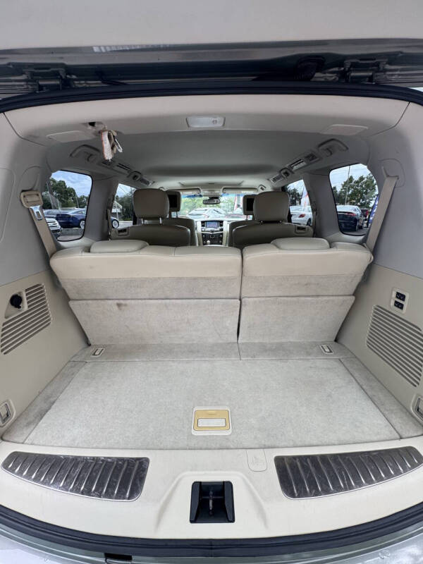 2011 Infiniti QX56